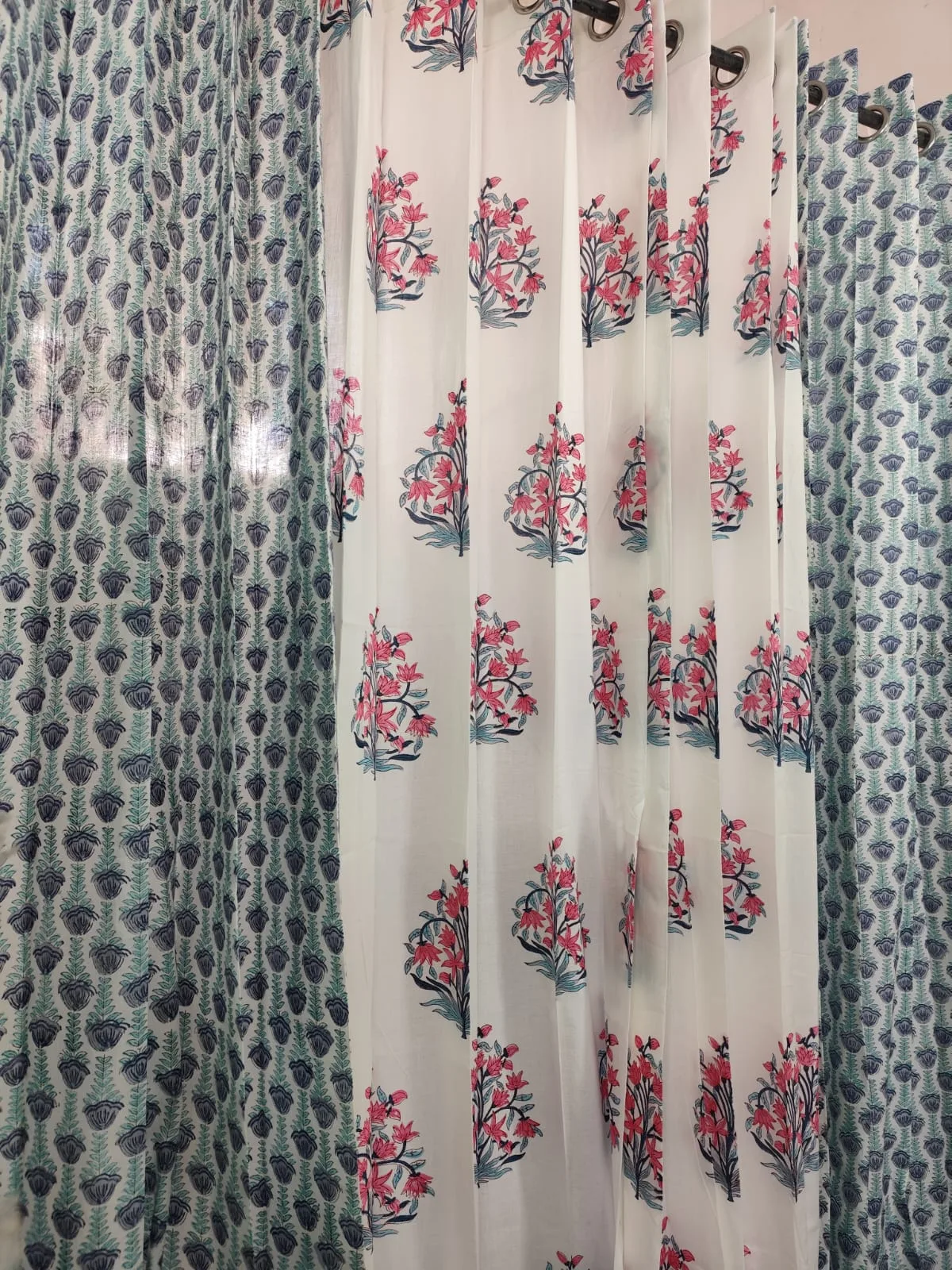 Original product photo of Coral Bouquet & Aqua Bud Coordinated Pure Cotton Curtains